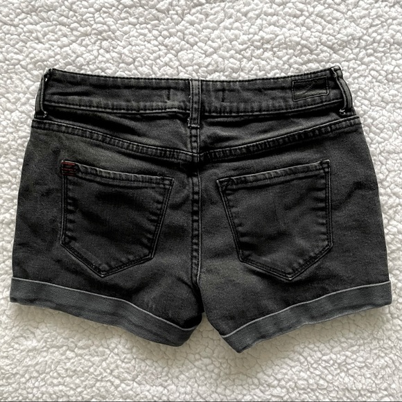 BDG faded black denim grunge scene alternative festival pockets shorts size 2 - Picture 6 of 10